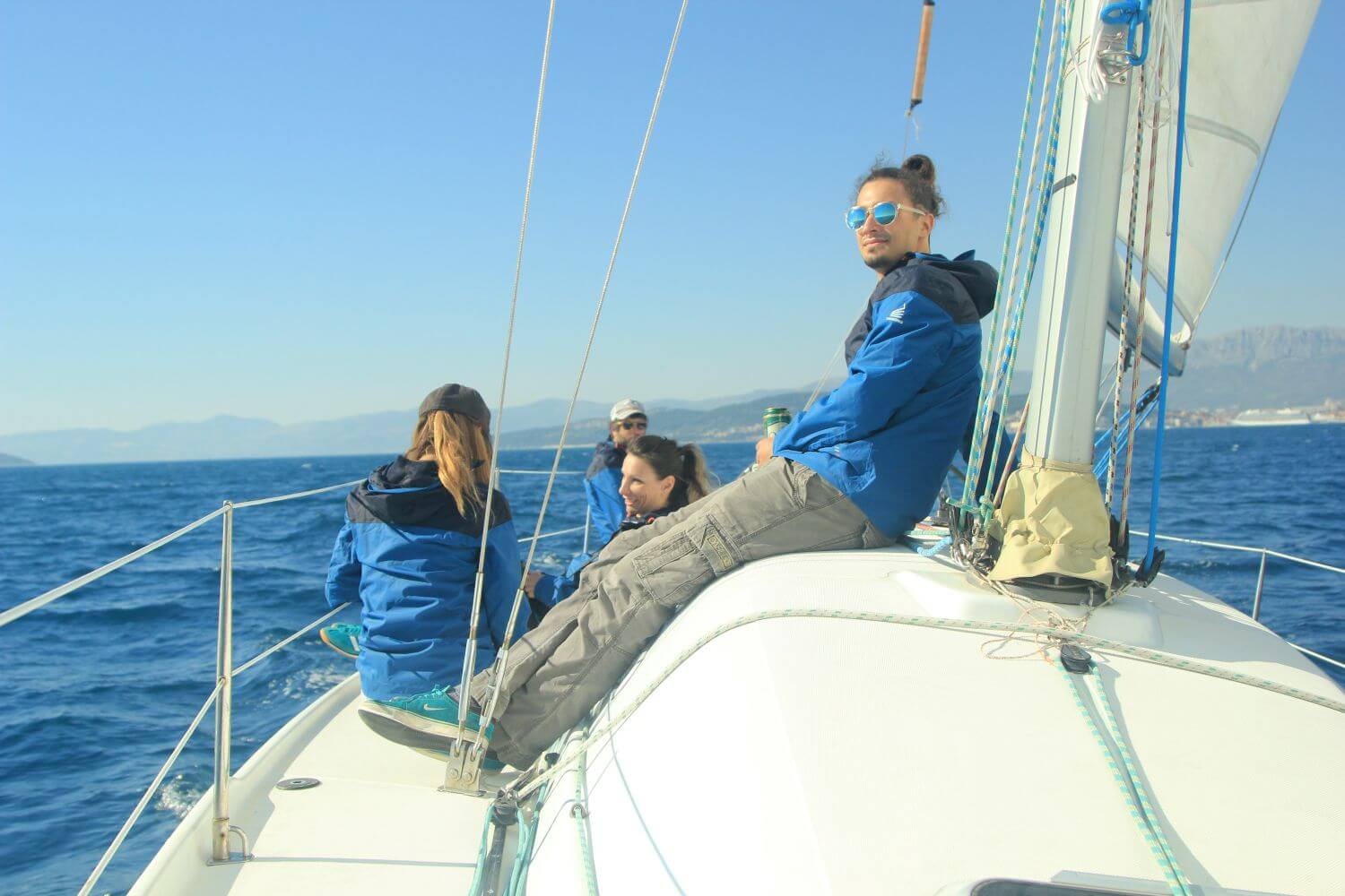 Day sailing Vis