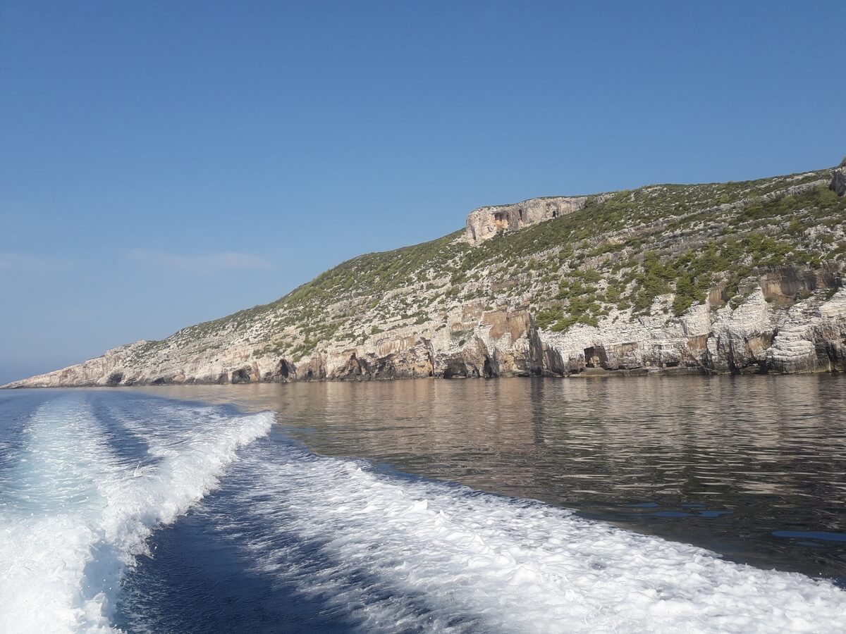 Private boat tours - Vis island