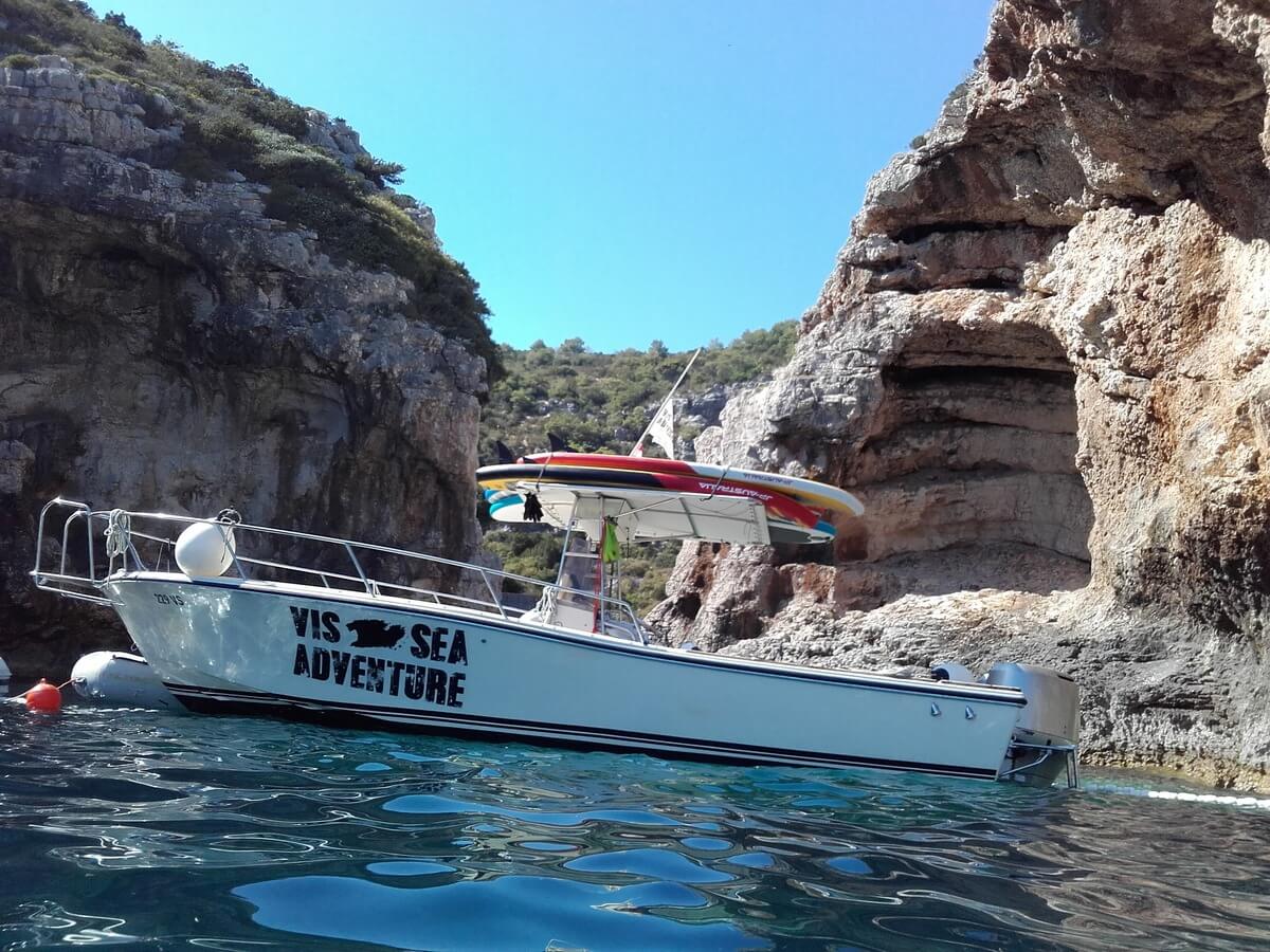 Private Boat Tours - Discover new places around Island of Vis